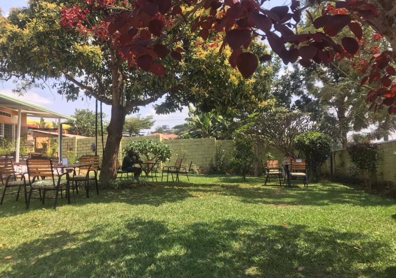Tea House Bnb Kigali Esterno foto
