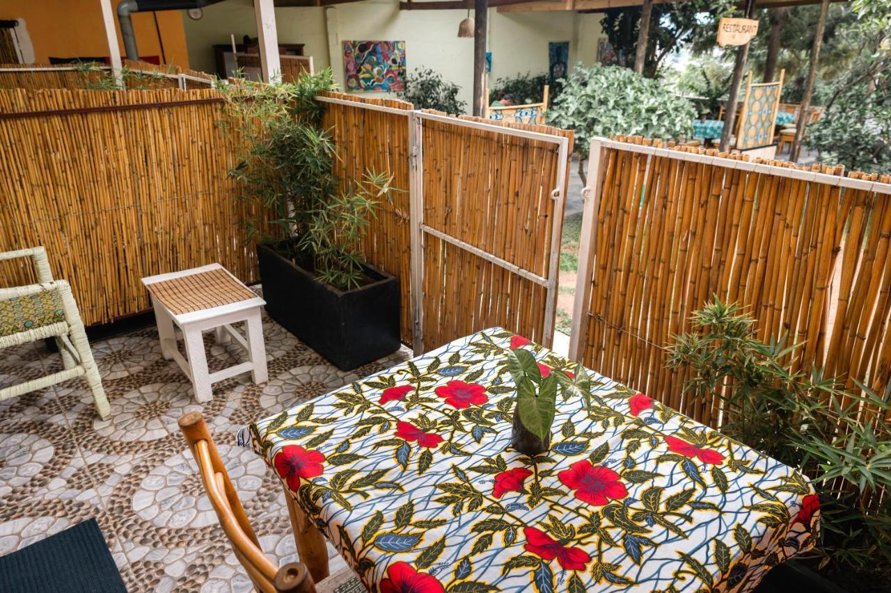 Tea House Bnb Kigali Esterno foto